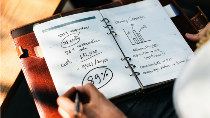 Como elaborar relatórios na assessoria de imprensa com 9 passos